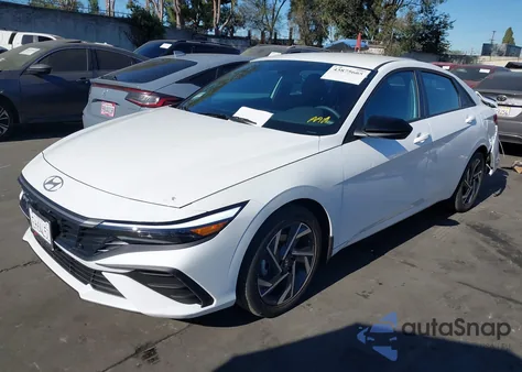 2025 Hyundai Elantra Sel Sport z USA, uszkodzony, nr VIN KMHLM4DG5SU066678